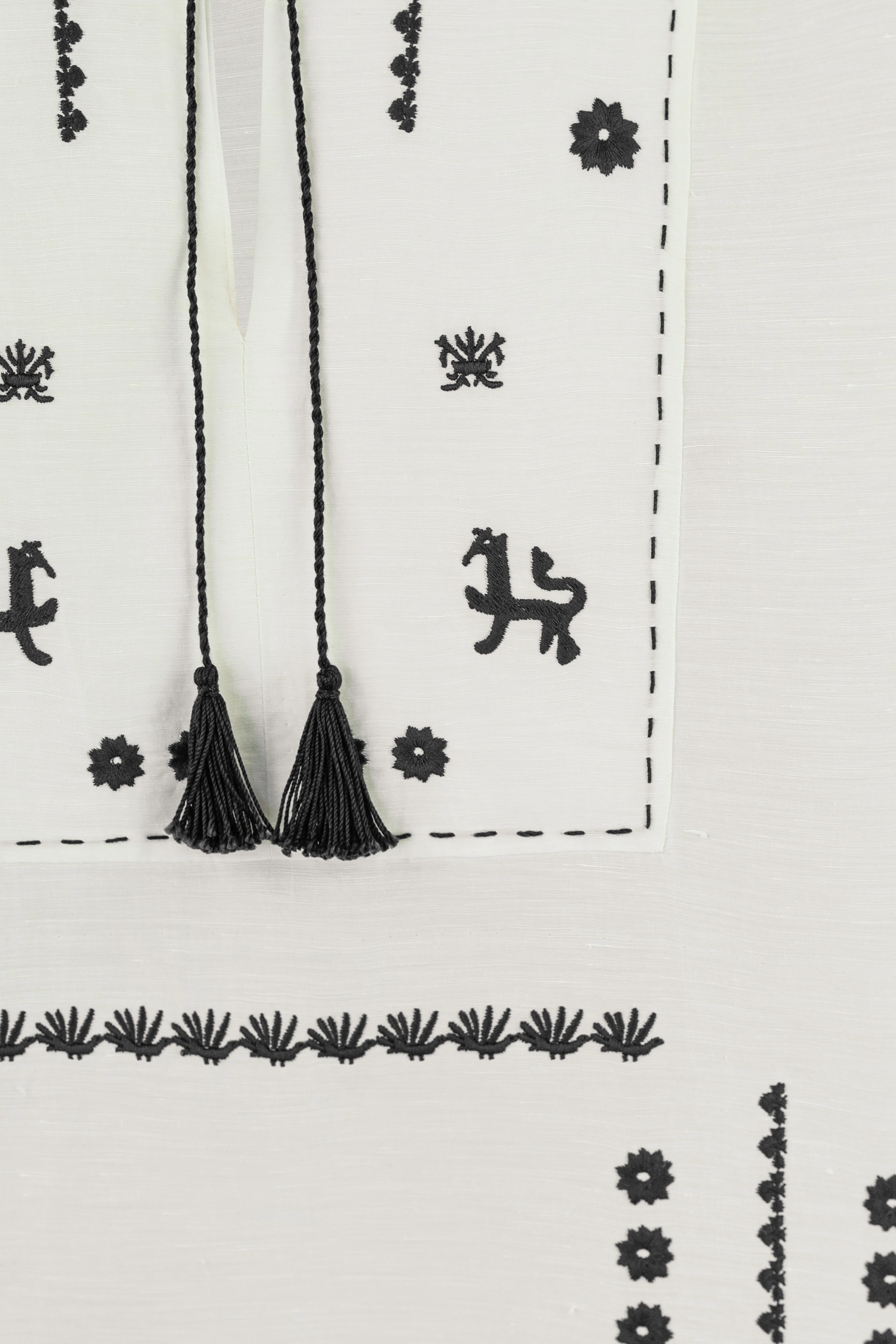 Aneta embroidered shirt - Image 3