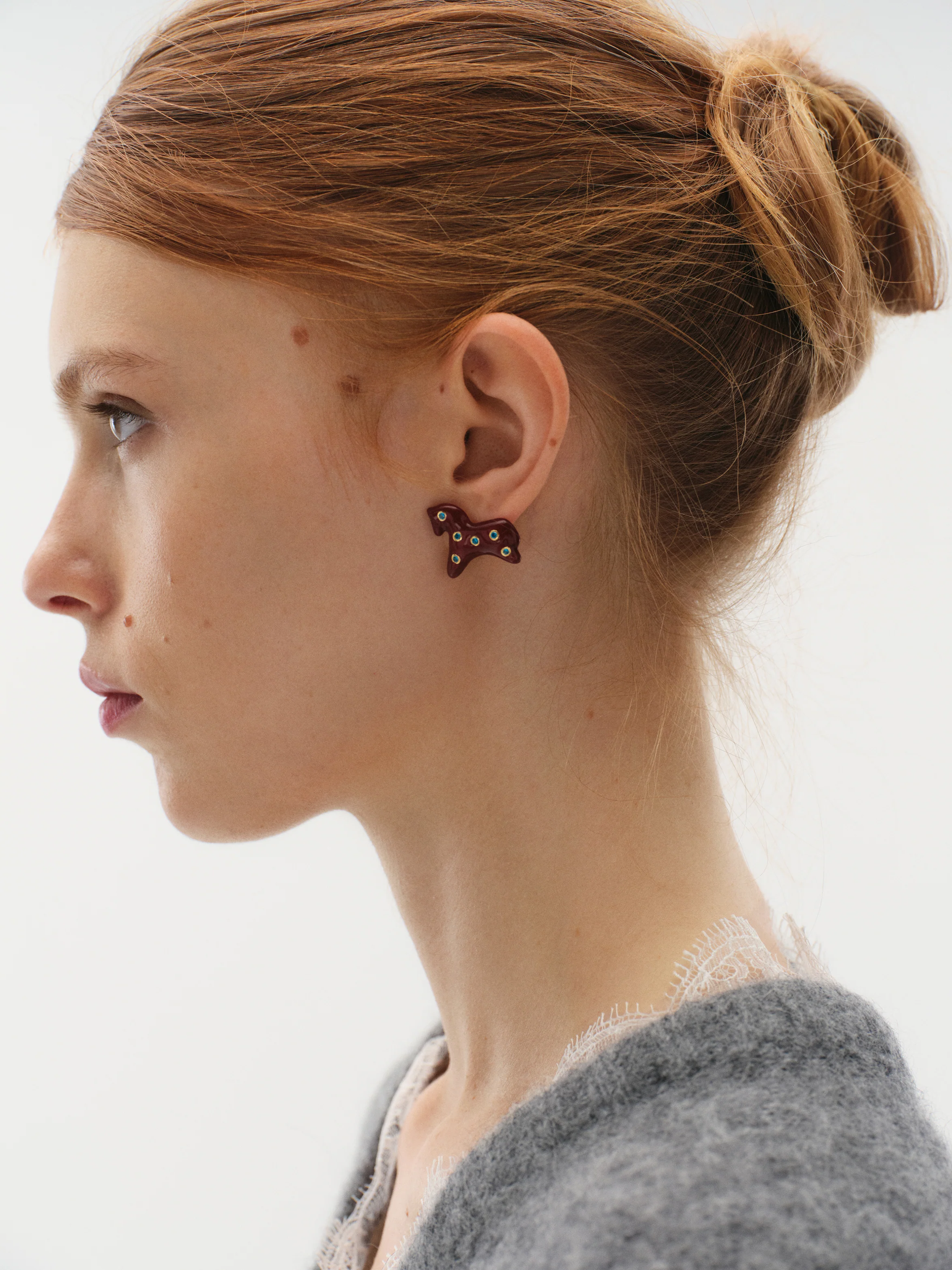 Lucky Earrings in Enamel with Gemstone - Image 7