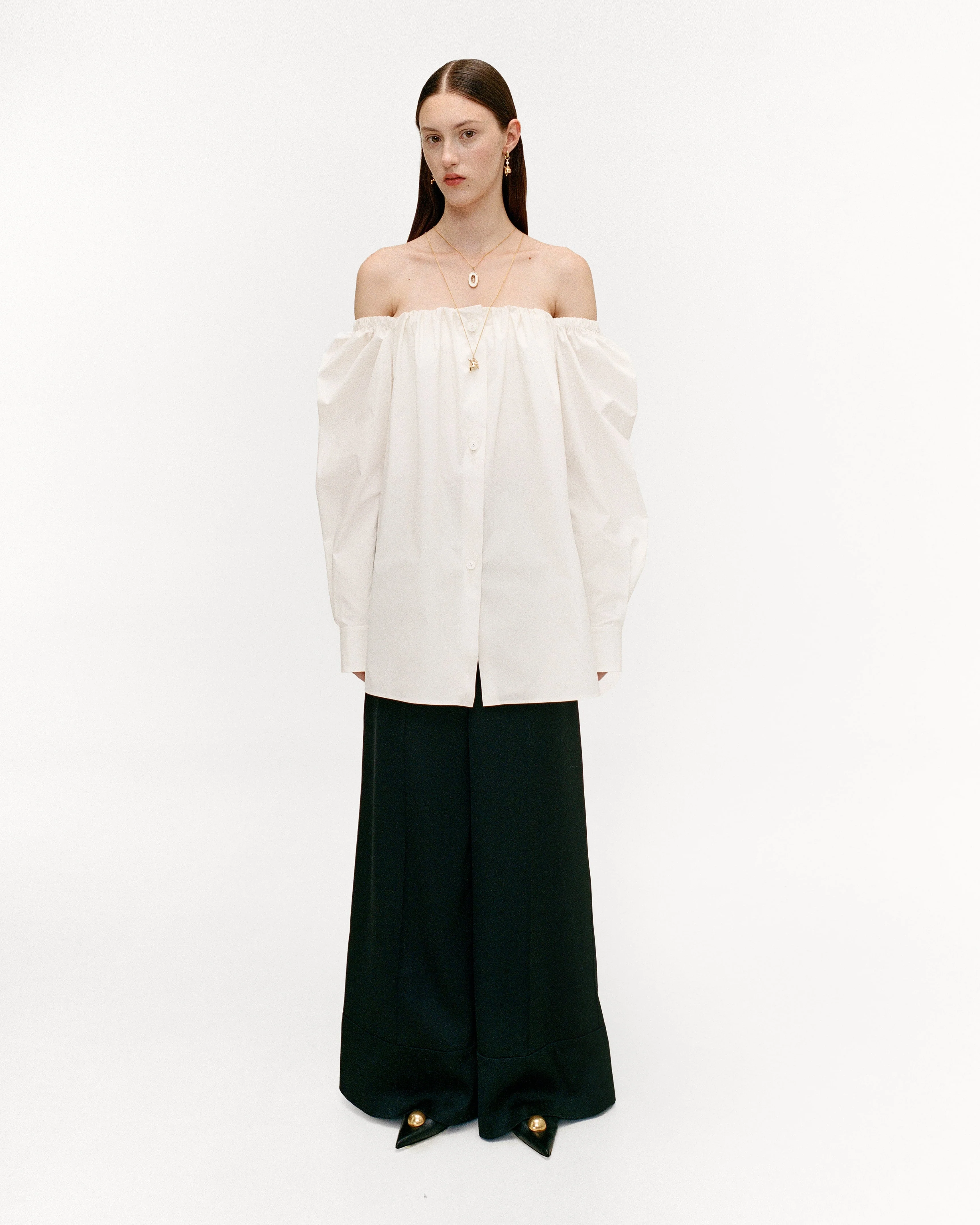 Oryslava Embroidered Shirt in Milk - Image 4