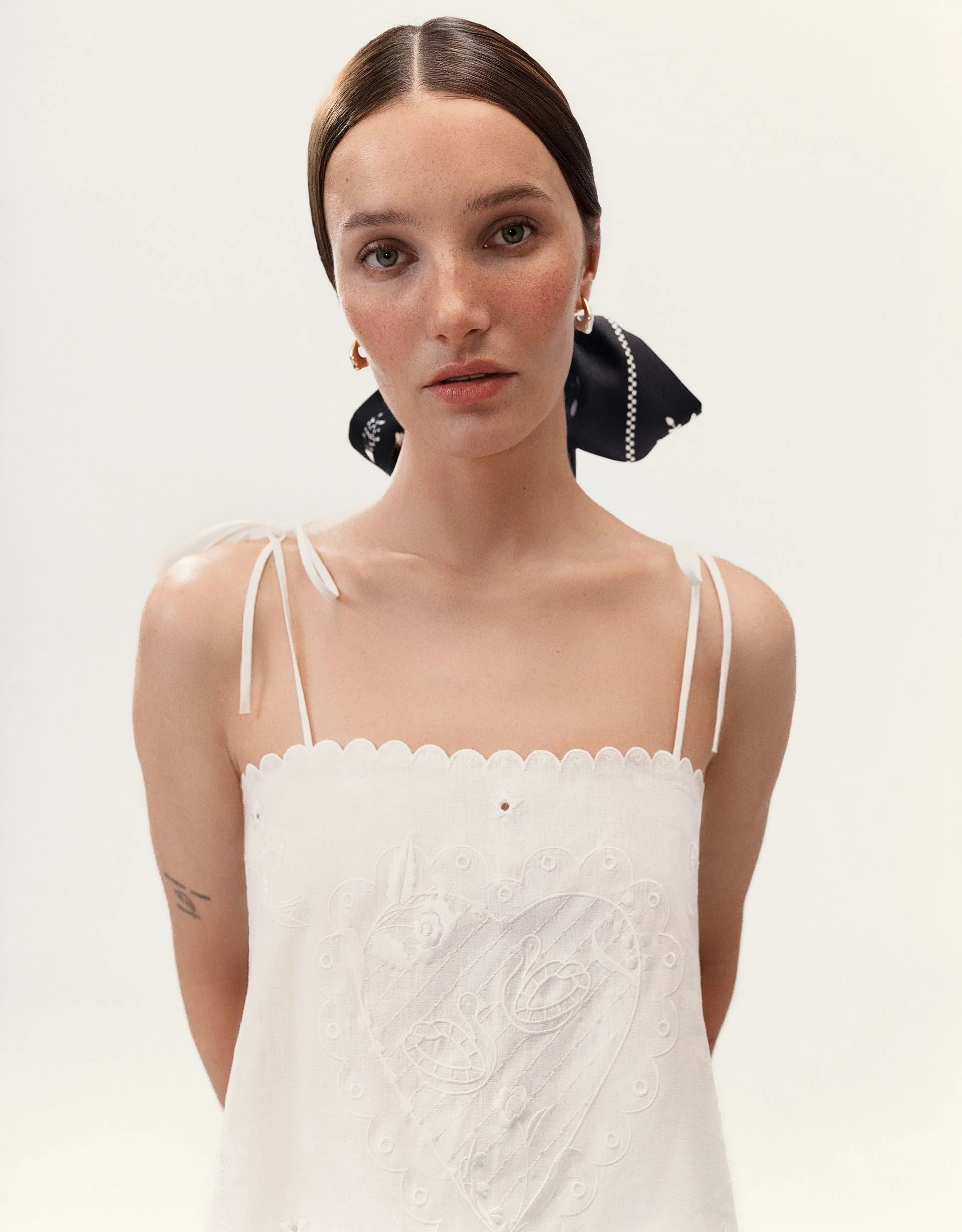 Lybid Scarf Top in Cream - Image 4
