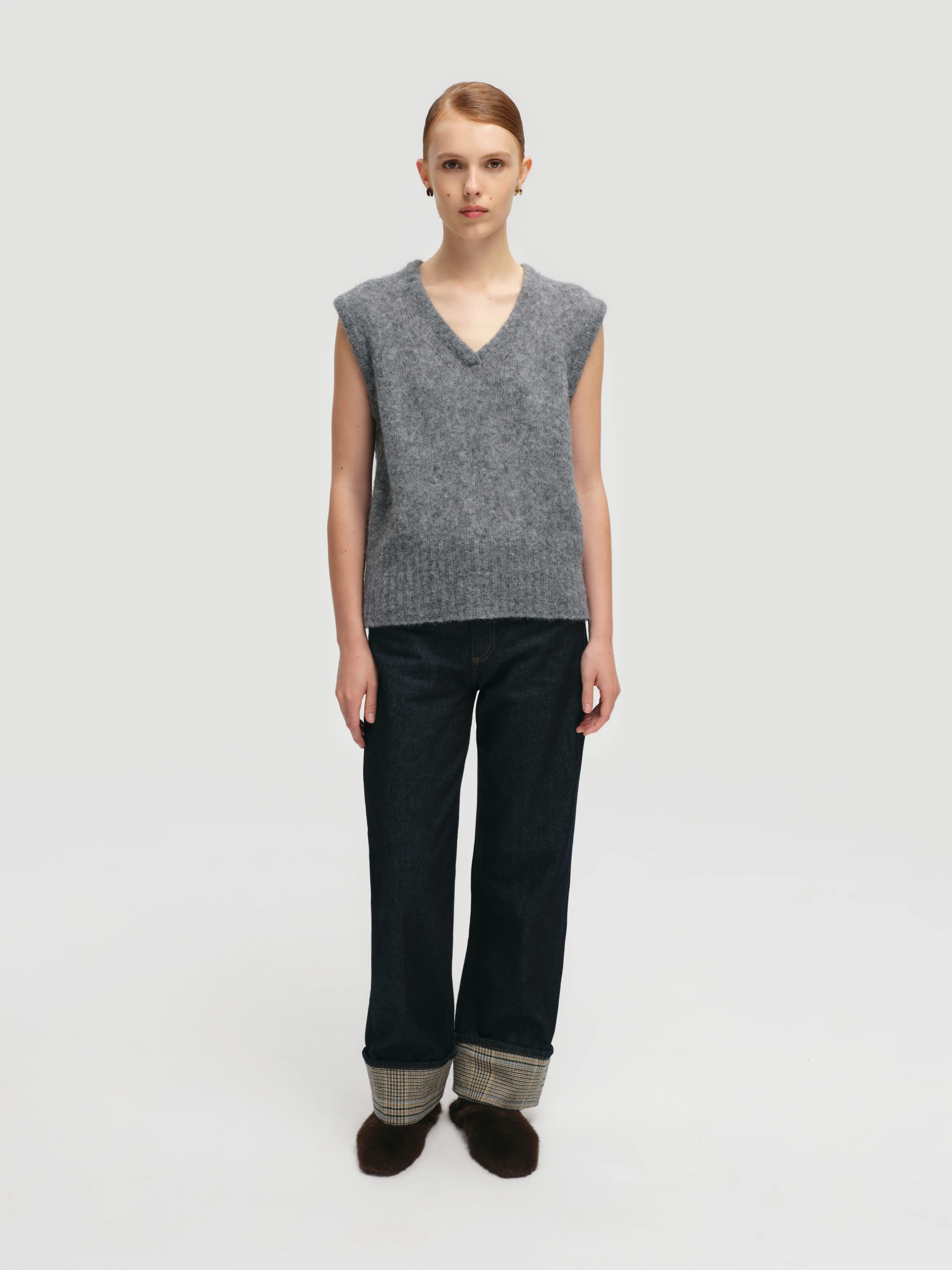 Lace-trimmed Vest in Grey - Image 4